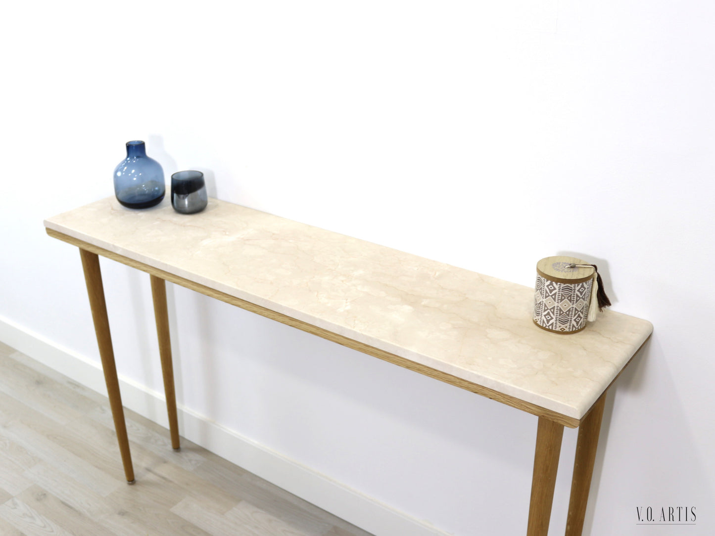 Console table narrow with 4 Legs in solid american Oak and Marble top