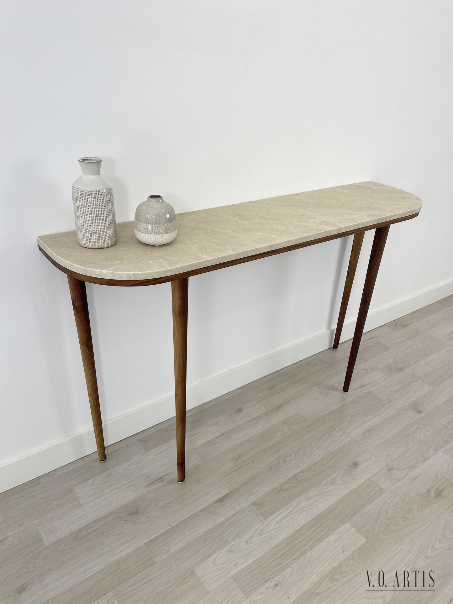 Curve console table narrow with 4 Legs in solid American Walnut and Marble top