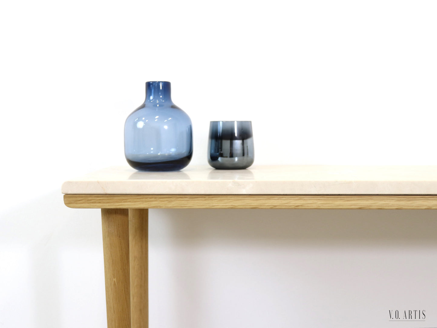 Console table narrow with 4 Legs in solid american Oak and Marble top