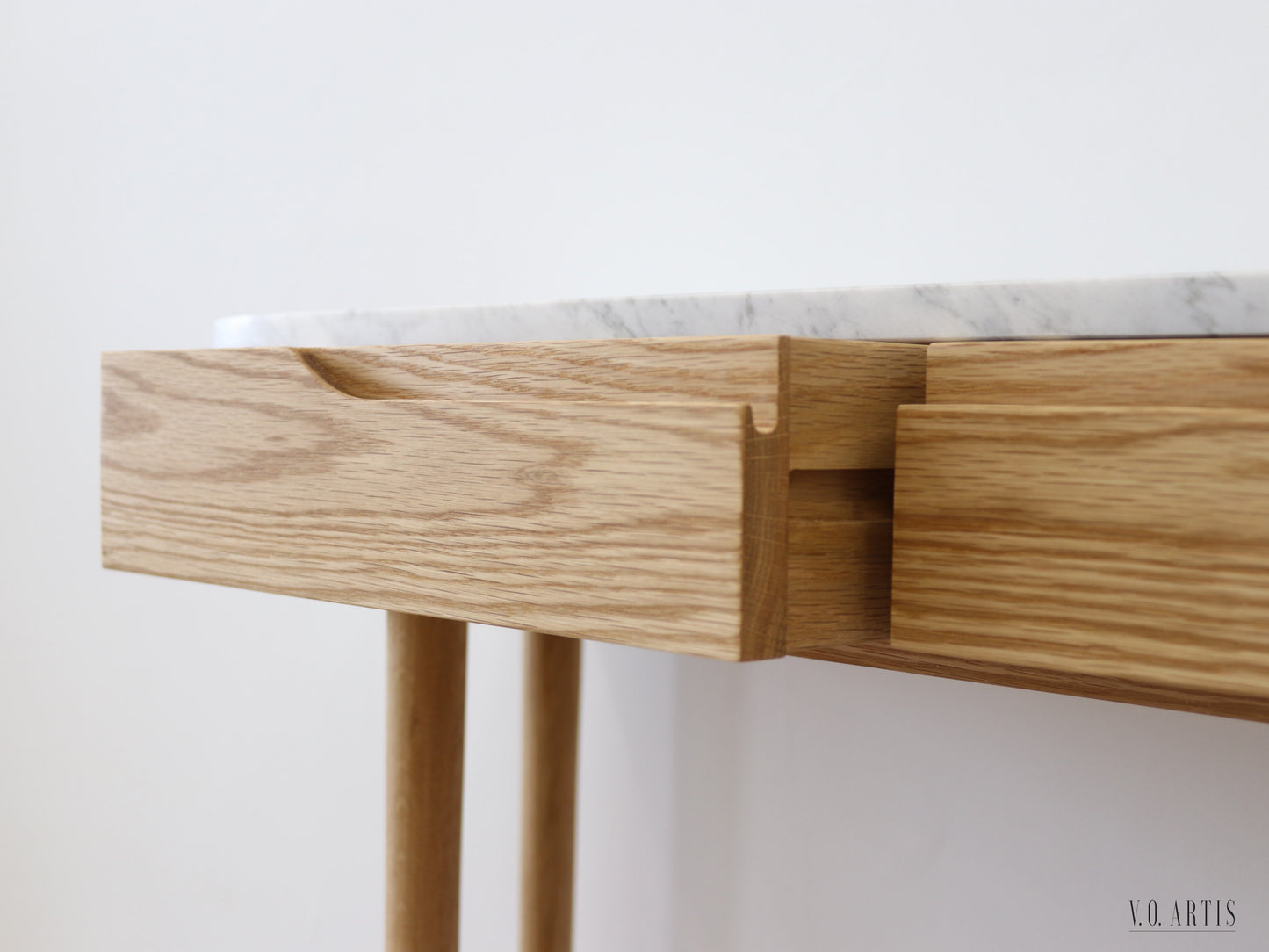 Console Table with 2 drawers, shelf and 4 Legs in solid American Oak with Marble top