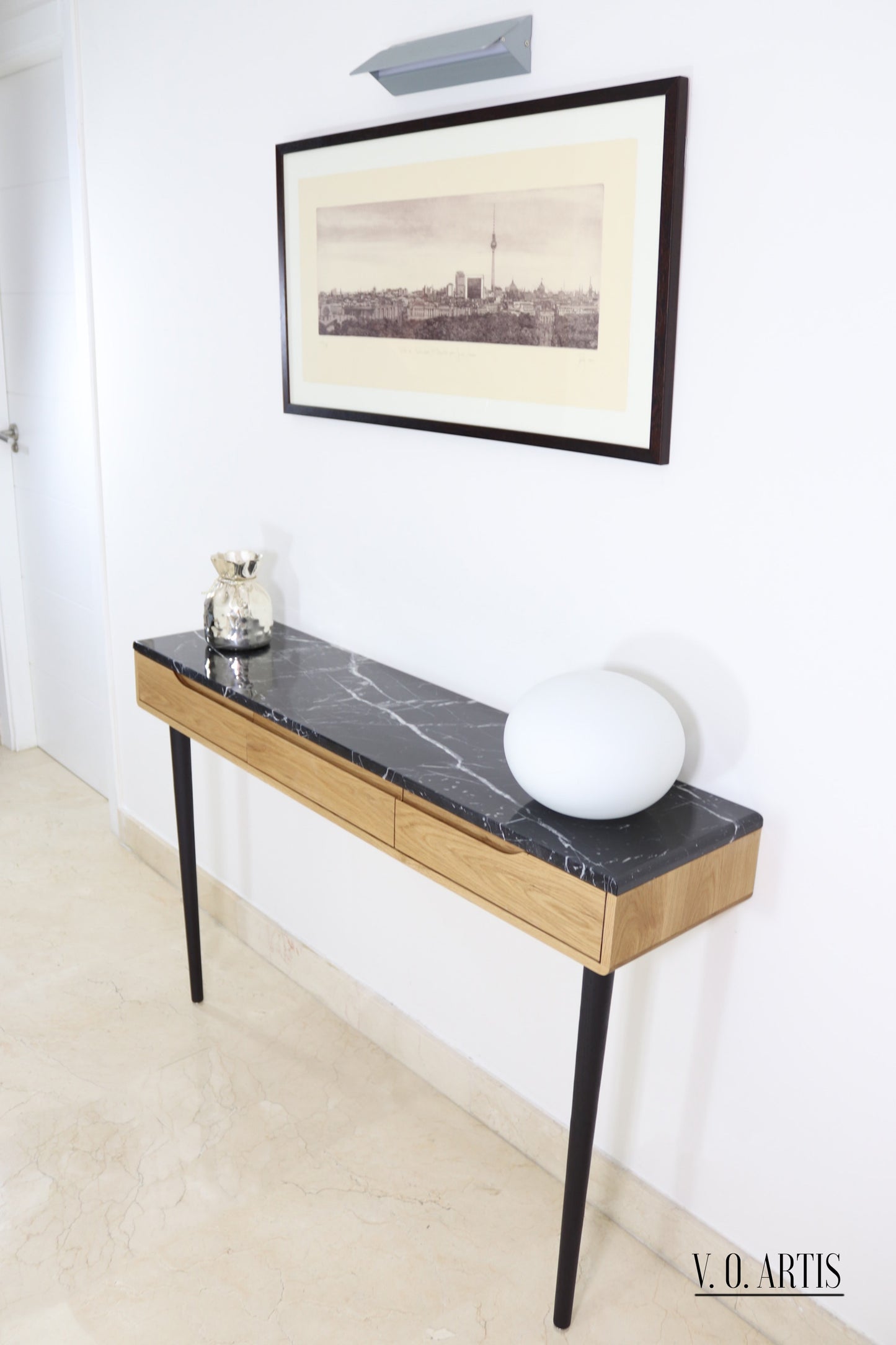 Console table with 3 drawers in solid American Oak with marble top . Entry table with drawers