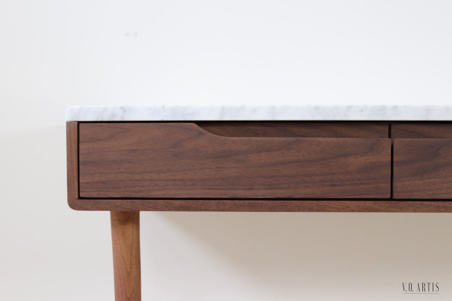 Console table with drawers in solid American walnut and marble top. Entry table with drawers