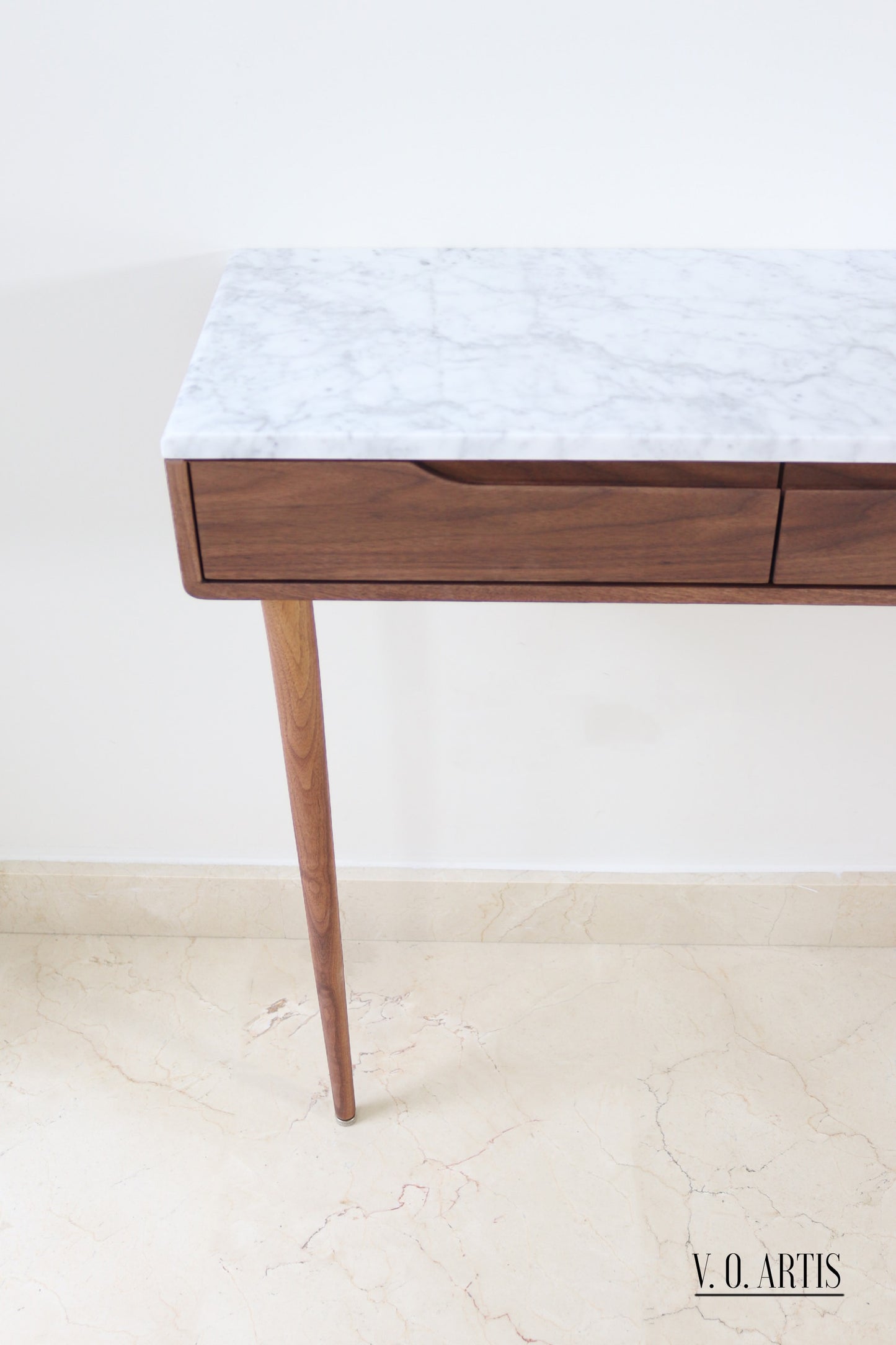 Console table with drawers in solid American walnut and marble top. Entry table with drawers