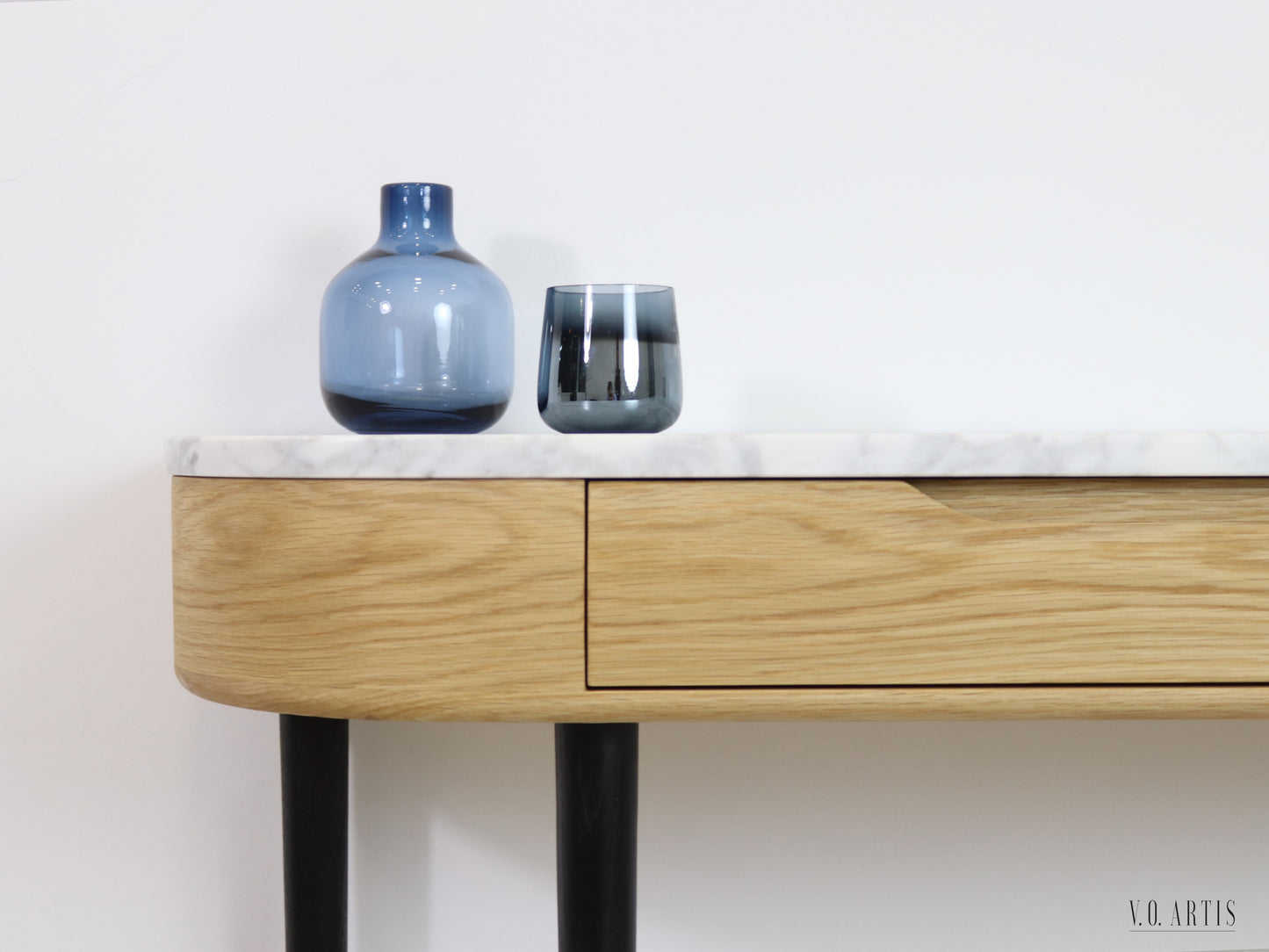 Console Table, entryway furniture with 2 drawers and 4 Legs in solid American Oak with Marble top